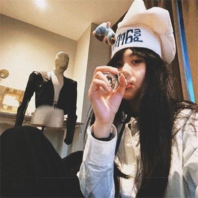幽暗骏马